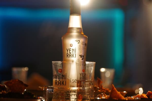 Hayat Bir Sahne - 3. Fotoğraf