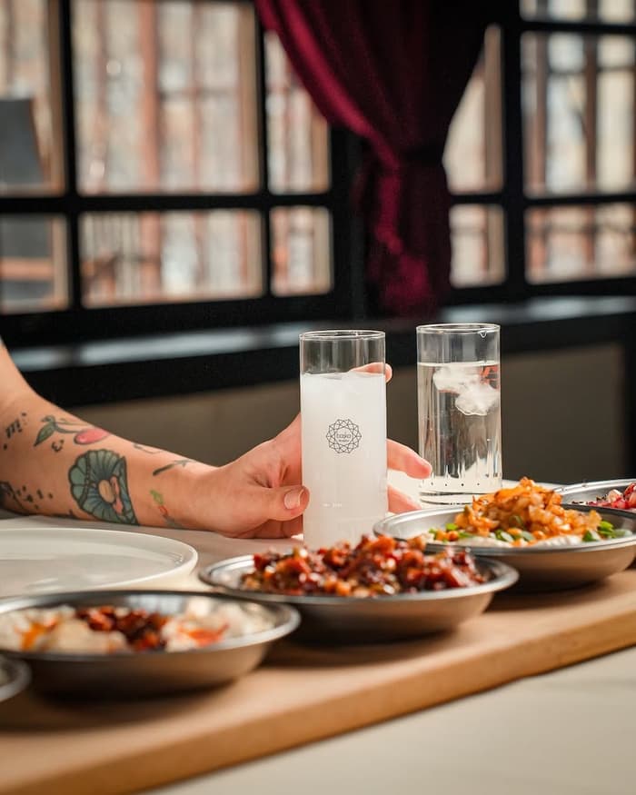 Başka Bir Meyhane - 3. Fotoğraf